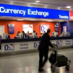 4 tips to reduce bank and currency fees while traveling